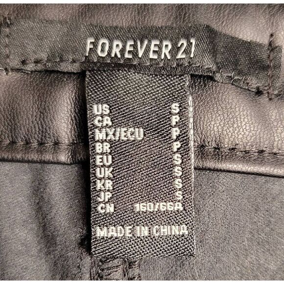 Forever 21 Black Faux Leather 70s Disco Retro Flare Pants Jeans - Picture 8 of 11